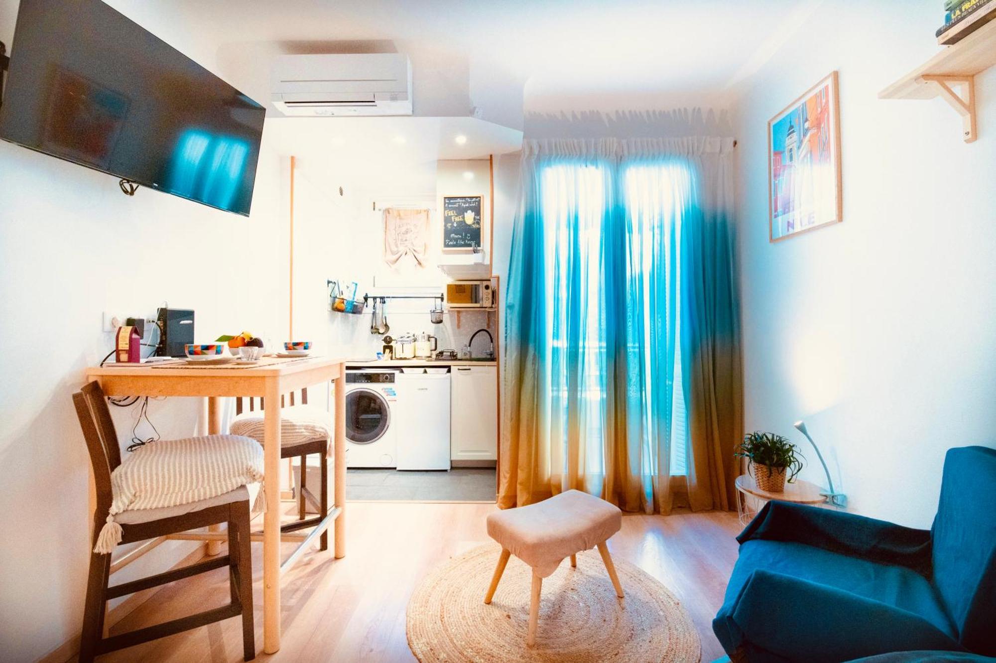 Haliviera - Golden Square, 1Min From Beach Apartment Nice Bagian luar foto